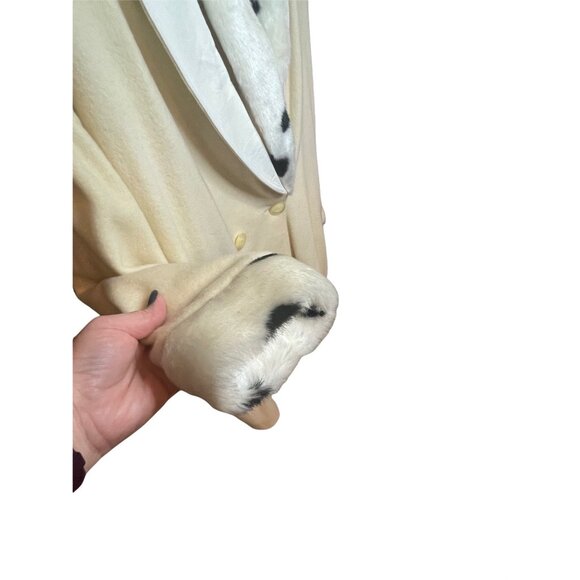 Luxury Coat beige NWT Medium Faux Fur Collar Polka Dot Accents Mid Length - Picture 4 of 8